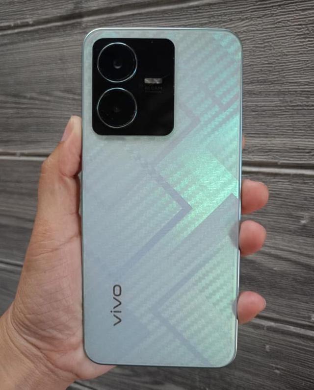 Vivo Y22 มือ 2