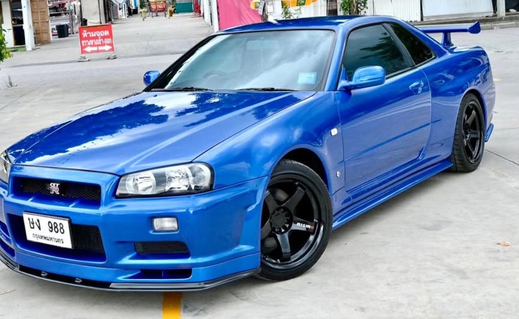 ขายรถ Nissan GT-R สีน้ำเงิน