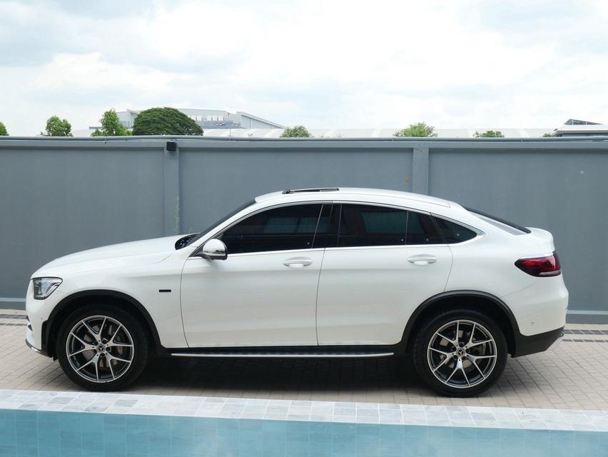Benz GLC300e Coupe AMG 2021 สีขาว รถออกปี21 แท้ รถมือเดียว หลังคาแก้ว รูปที่ 20