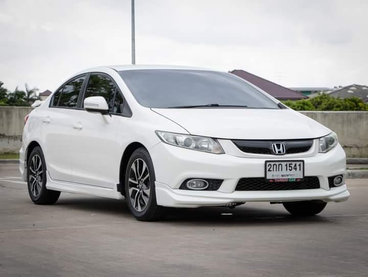 HONDA CIVIC FB 1.8 E เกียร์ออโต้ ปี 2013 3