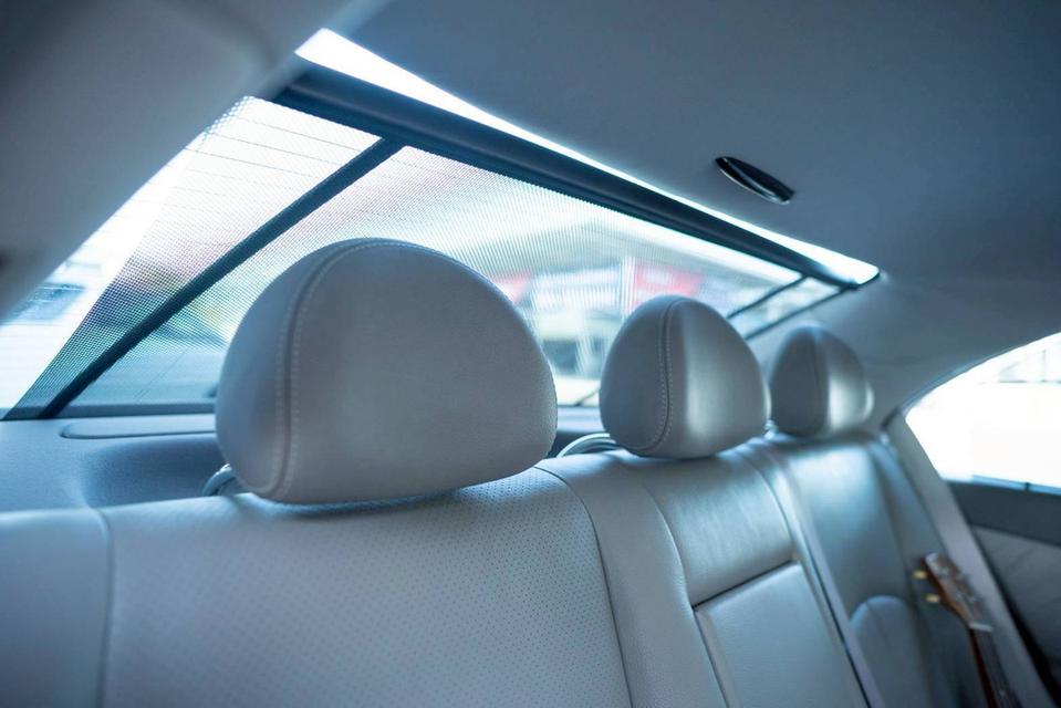 BENZ E240 AVANTGARDE (W211) ปี 2004 15