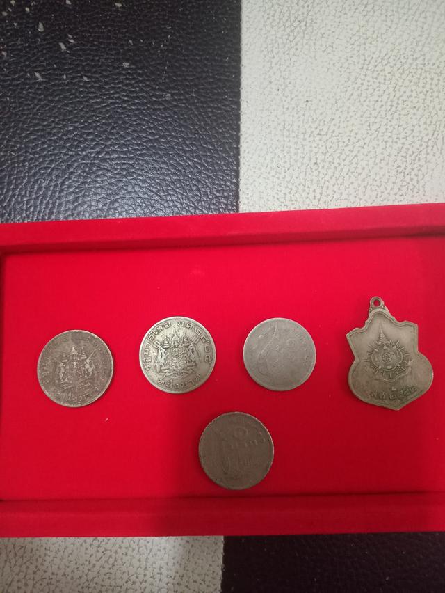 เหรียญ1บาท 2505 2