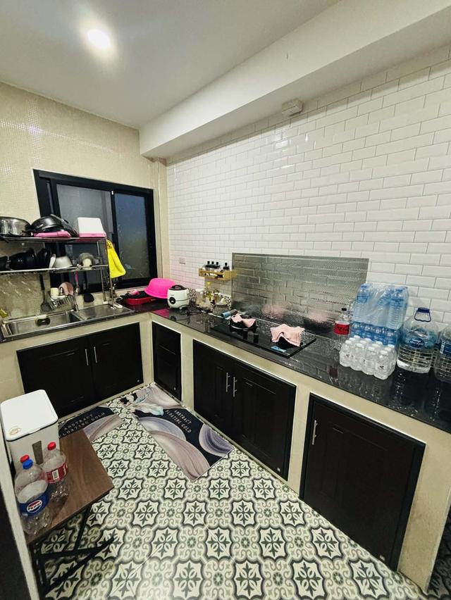 บ้านเดี่ยว 3 ห้องนอน 2 ห้องน้ำ 1 ห้องครัว1 ห้องโถงพร้อมเฟอร์นิเจอร์ 9