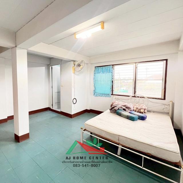 ขายบ้าน3ชั้นภายในแบ่งเป็นห้องเช่า หลังมุม ขนาด71ตรว. โครงการ นาริสา-ทวีสุข ซ.เสรีไทย29 ราคาพร้อมคุย 12