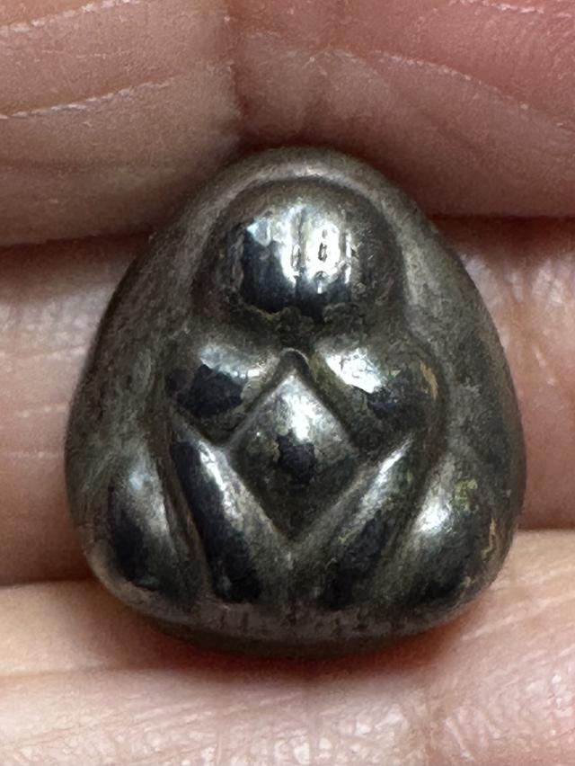 พระปิดตา เนื้อเมฆสิทธิ์