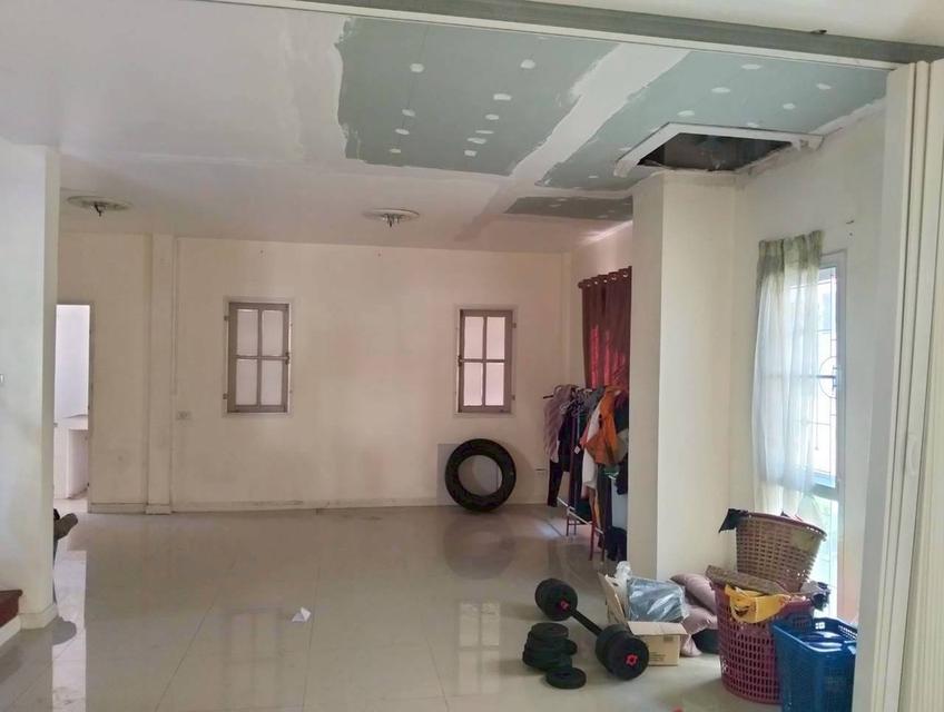 ขายบ้านแฝด 2 ชั้น หมู่บ้านบุรีรมย์ รังสิต ลำลูกกา คลอง4 5