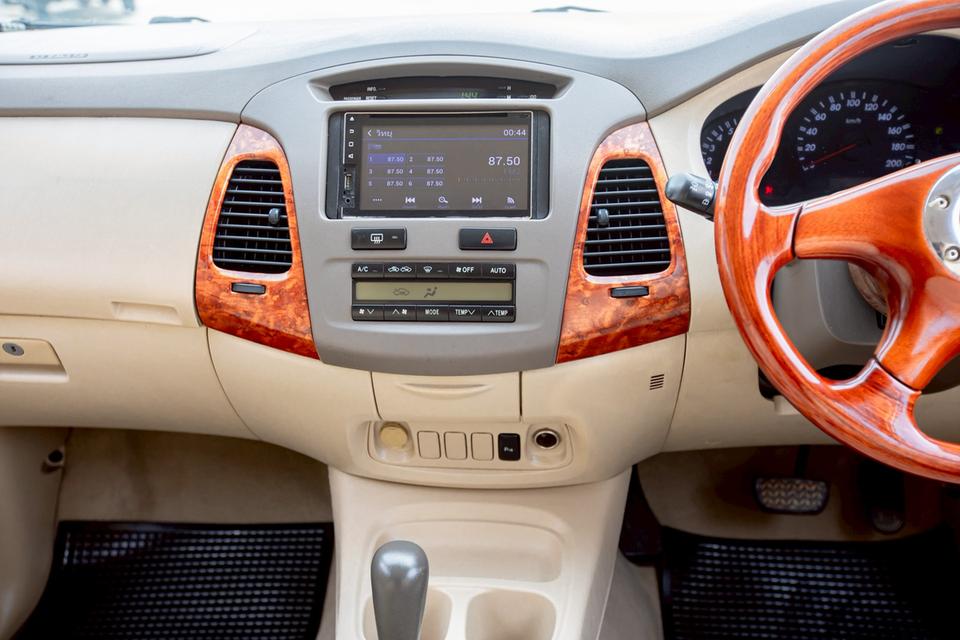 Toyota INNOVA 2.0V AT ปี 2007 สีเทา  15