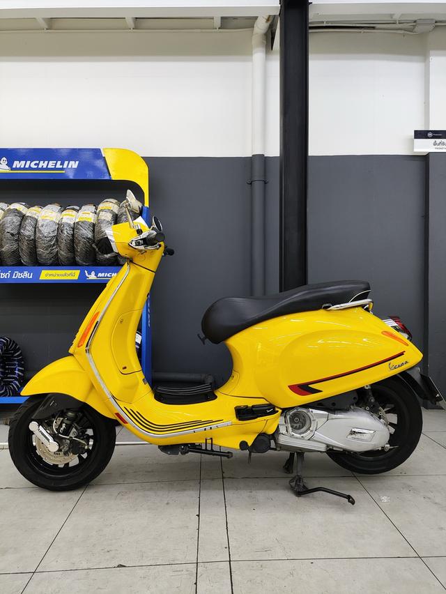 Vespa sprint 150 ปี 2021