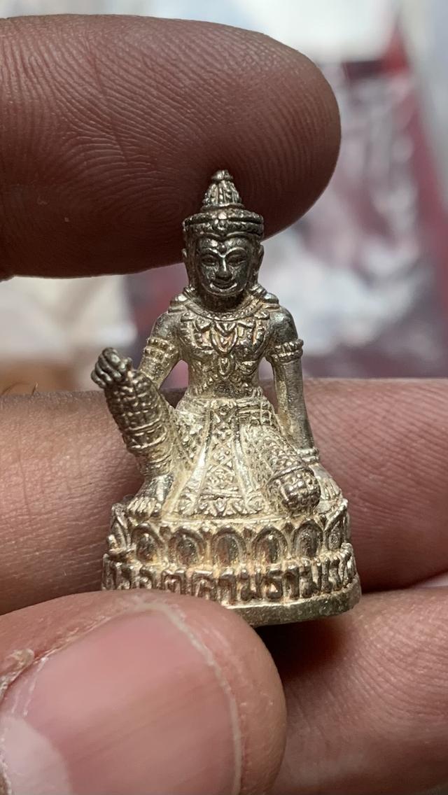 องค์พ่อจตุคามรามเทพ รุ่นเจดีย์ราย ปี 50 เนื้อเงิน รูปย่อยที่ 2