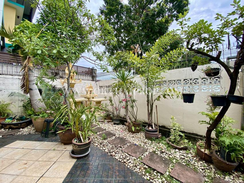 บ้านเดี่ยวพร้อมที่ดิน ซอยโกสุมรวมใจ ดอนเมือง 18