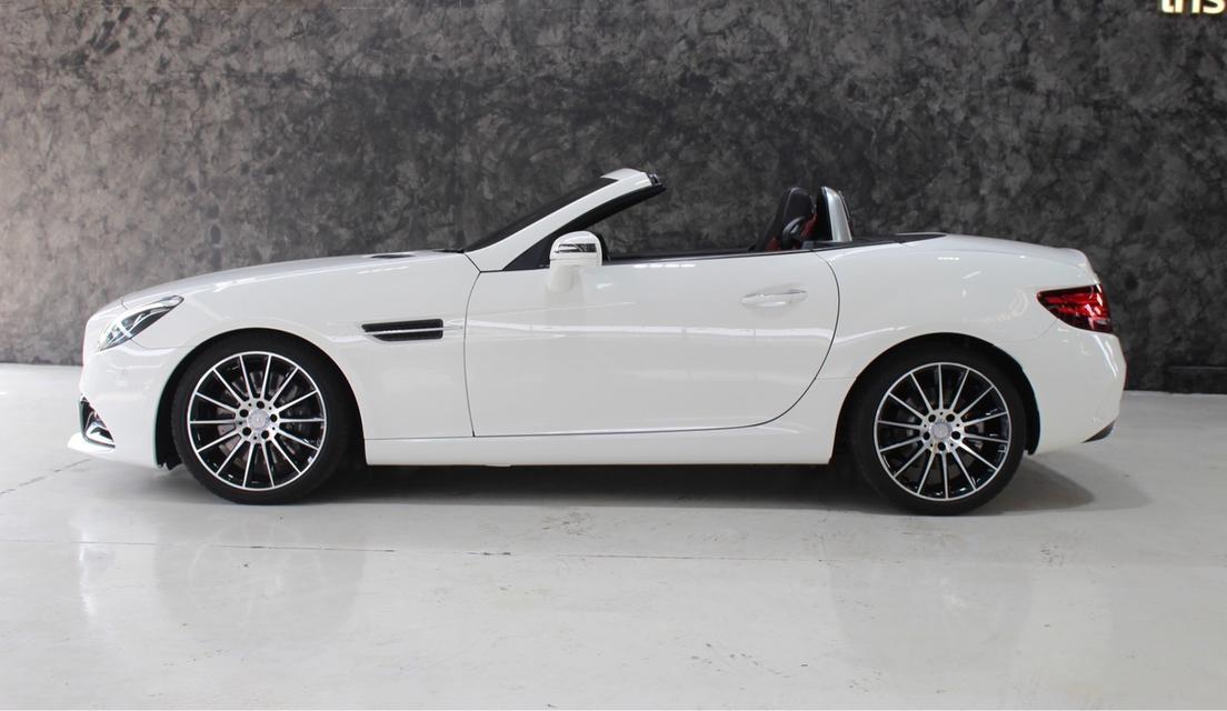 รหัสรถ JRS4000 Mercedes-Benz SLC 300 ปี 2017 AMG Dynamic