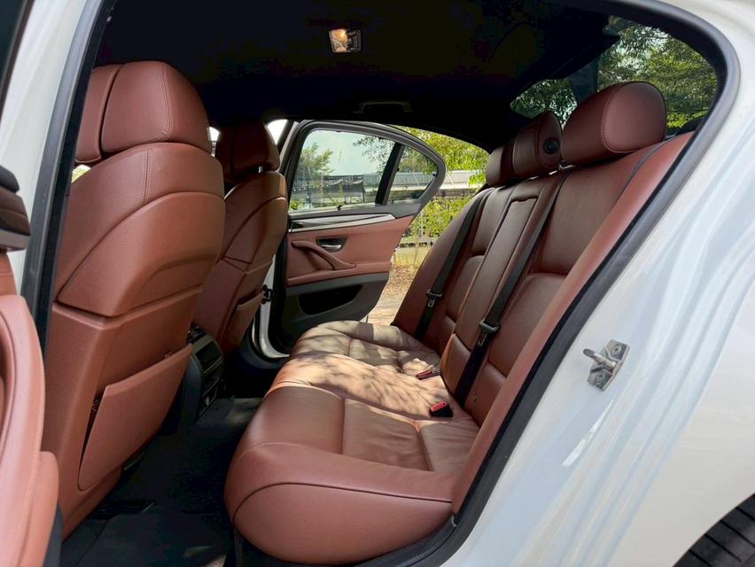 รหัสรถ AP5513 BMW 525D Top ปี11 ดีเซล สีขาว 8
