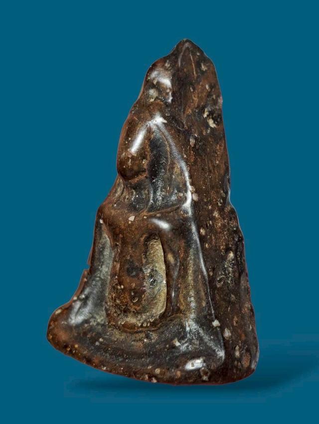 นางพญาเปิดให้บูชาจ้า