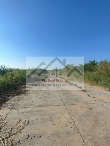 ขายที่ดิน6ไร่ผังสีม่วงจุดสีขาวเขตEEC อ.เมืองฉะเชิงเทราหน้ากว้าง 105 เมตร แปลงสวย ติดถนนสาธารณะ ถนนกว้าง 8-10 เมตร รถใหญ่เข้าสะดวก เหมาะสร้างโรงงาน 1