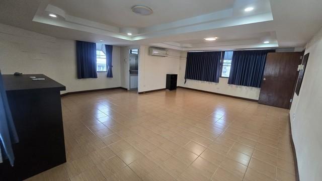 PB5940ให้เช่า อาคาร 5 ชั้น ซอย ประชาราษฎร์บำเพ็ญ15 ใกล้ MRTห้วยขวาง เดินทางสะดวก เข้าออกได้หลายทาง 11