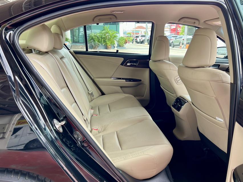 2017 Honda Accord 2.0 e l 9