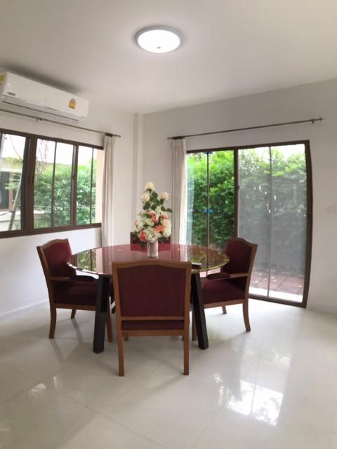 ให้เช่าบ้านเดี่ยว 2 ชั้น โครงการเศรษฐสิริ บางนา-วงแหวน แอร์เฟอร์ครบ มี3ห้องนอน 3ห้องน้ำ ราคาเช่าเดือนละราคาเช่าเดือนละ45 3