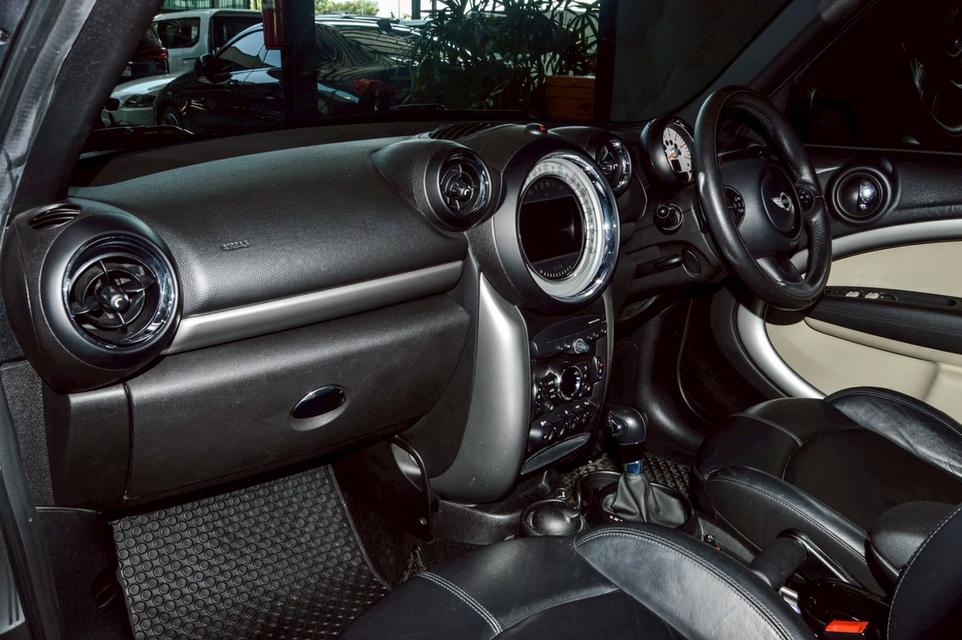 Mini Cooper D Look2 Countryman (R60) ปี 2014 ราคา 499,000 บาท รูปที่ 17