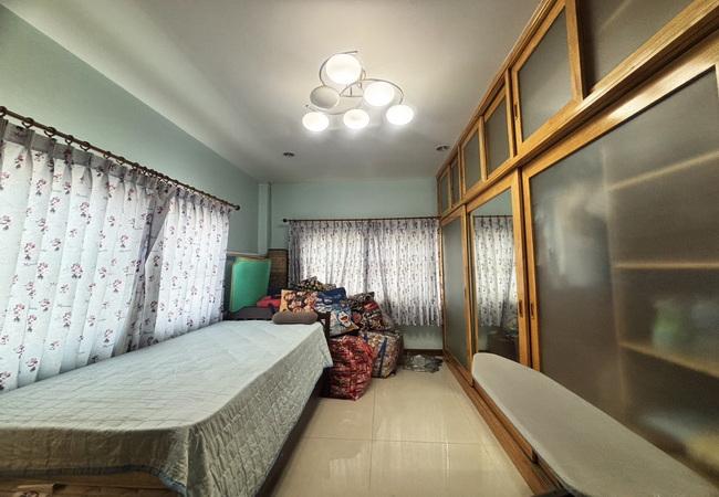 ขายบ้านเดี่ยว หมู่บ้านรุ่งอรุณวิลล์ ซอยวัดส้มเกลี้ยง เนื้อที่ 55.5 ตร.ว. 2 ชั้น 3 นอน 3 น้ำ 8