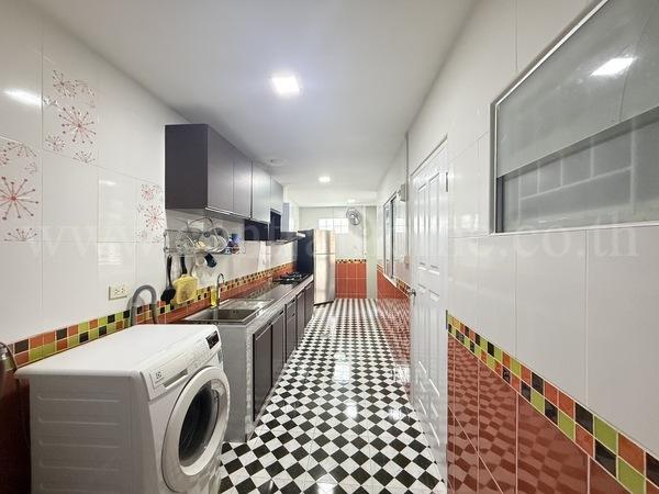 ทาวน์โฮม บ้านพฤกษา 60 รังสิต - บางพูน หลังมุม 14