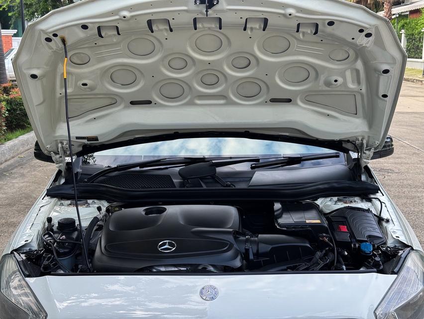 รหัสรถ AVA9730 🌈 Benz A180 W176 AMG Top  ปี 2015 16