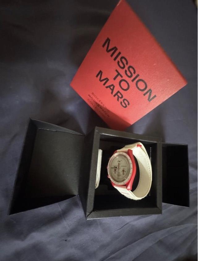 Omega x Swatch Mission to the Mars รูปที่ 3