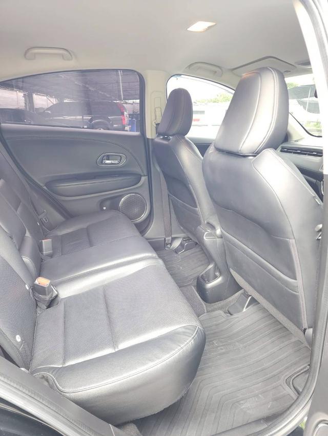 HONDA HRV 1.8 EL ปี 18สีดำ 8