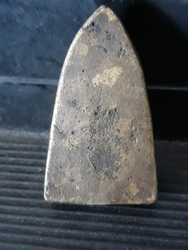 พระหลวงปู่ทวดหลังเตารีด 2