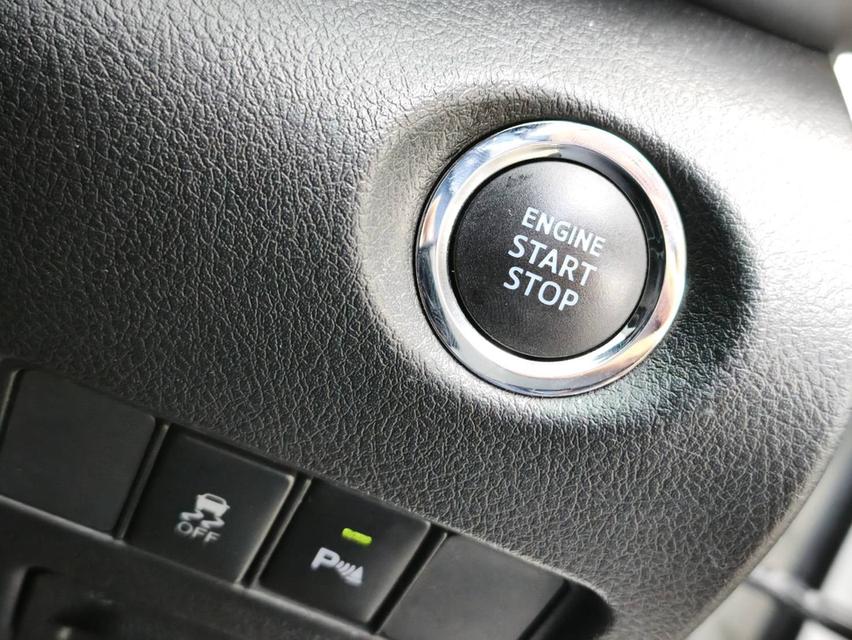 Toyota yaris 1.2 G auto ไมล์ 5 หมื่น 12