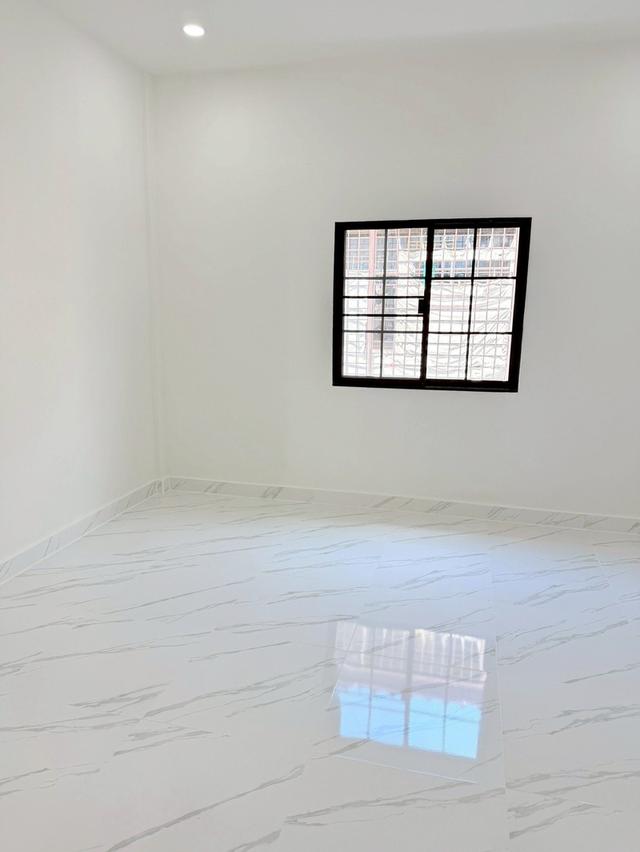 ขายทาวน์เฮาส์ หมู่บ้านพิพรพงษ์ 2 ซ.วิภาวดีรังสิต 84 (โทรสอบถามราคา) 8