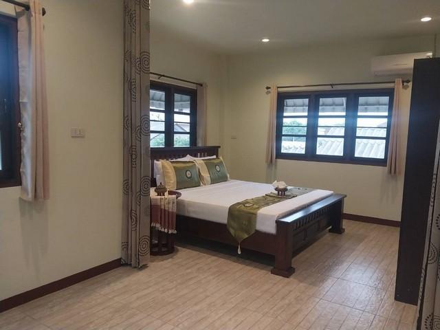 ให้เช่าบ้านโมเดิร์น2ชั้น 100ตรว. 5นอน3น้ำ เช่าลดเหลือ 26,000บ. เฟอร์ครบ เลี้ยงสัตว์ได้ แยกกองทราย บ้านจินดาวิลล่า ต.หนอง 7