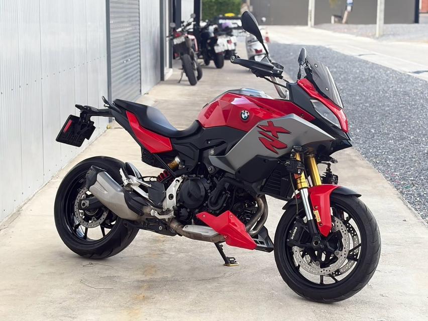 BMW F900XR ปี 2020 สีแดง