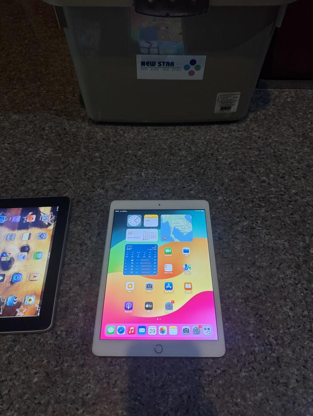 ขายๆๆๆถูกๆๆiPadGen7สีSilver 32กิ๊กWifi Only สูนTrueเครื่องใช้งานดีทุกๆฟังชั่นรีสโตได้ตลอดไม่มีติดไอคราวคับ Model TH/A  สภาพ: 99.99% สวยๆคับไร้รอยตกบุ