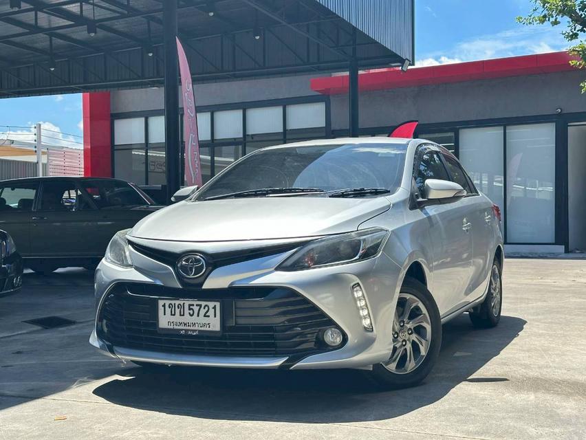 ขายรถ Toyota Vios 1.5Mid sedan ปี 2020 สีเทา เกียร์ออโต้