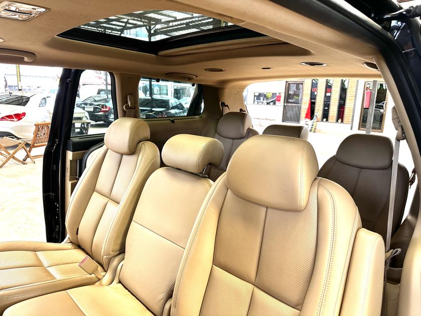 ขาย KIA GRAND CARNIVAL 2.2 SXL ปี2018 รุ่นท๊อป รถมือเดียว 15