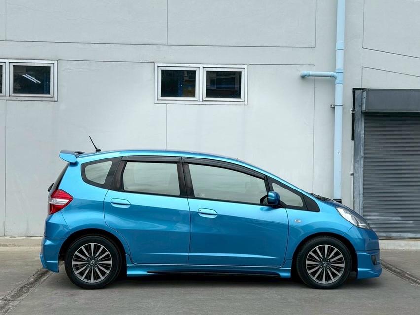  HONDA JAZZ 1.5V i-VTEC 2013 สีฟ้า MINOR CHANGE มือเดียว 3