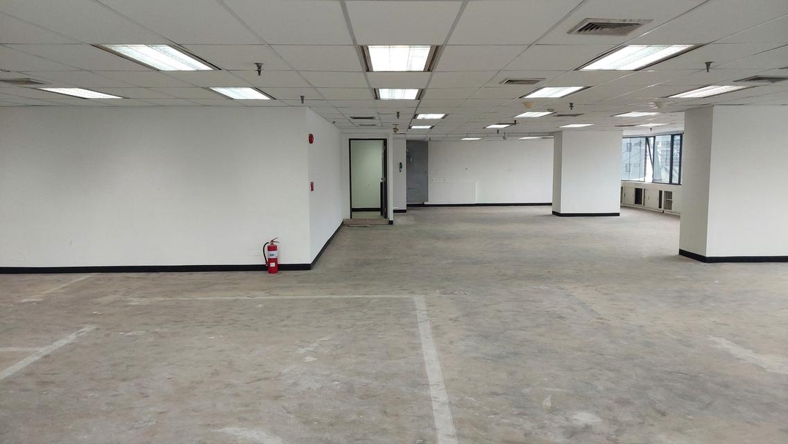 Prime Office for SALE – Ocean Tower 1 at Prime Location with Benjakitti Park View 4