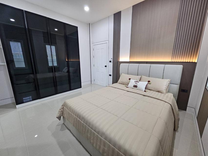 บ้านเดี่ยว หลังมุม (พร้อมสระว่ายน้ำ)หมู่บ้าน Garden View 2 (commission 3%) 9