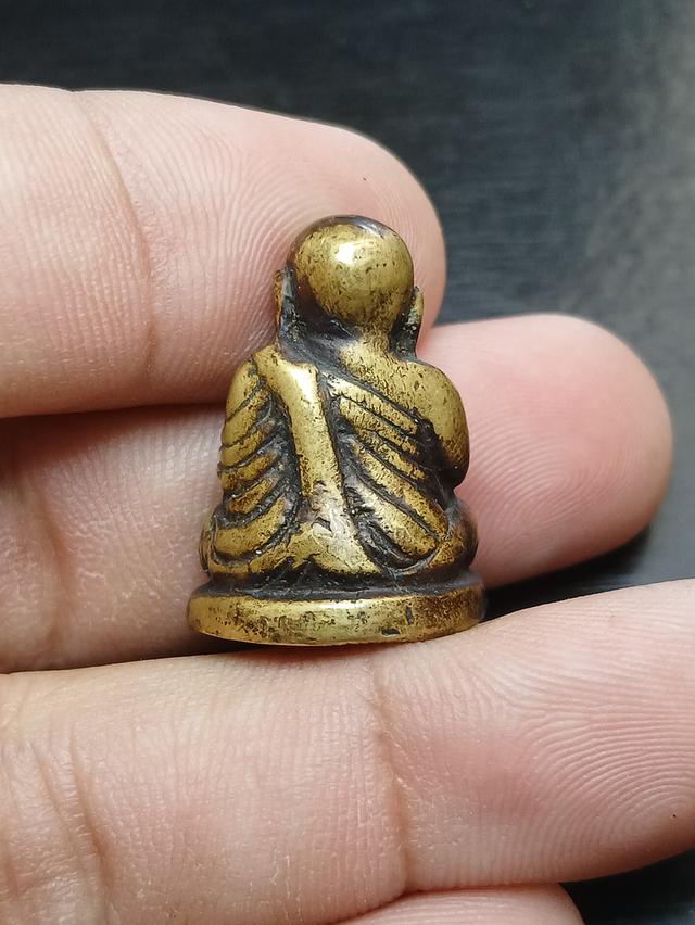 หลวงพ่อเงิน พิมพ์นิยม รูปที่ 2