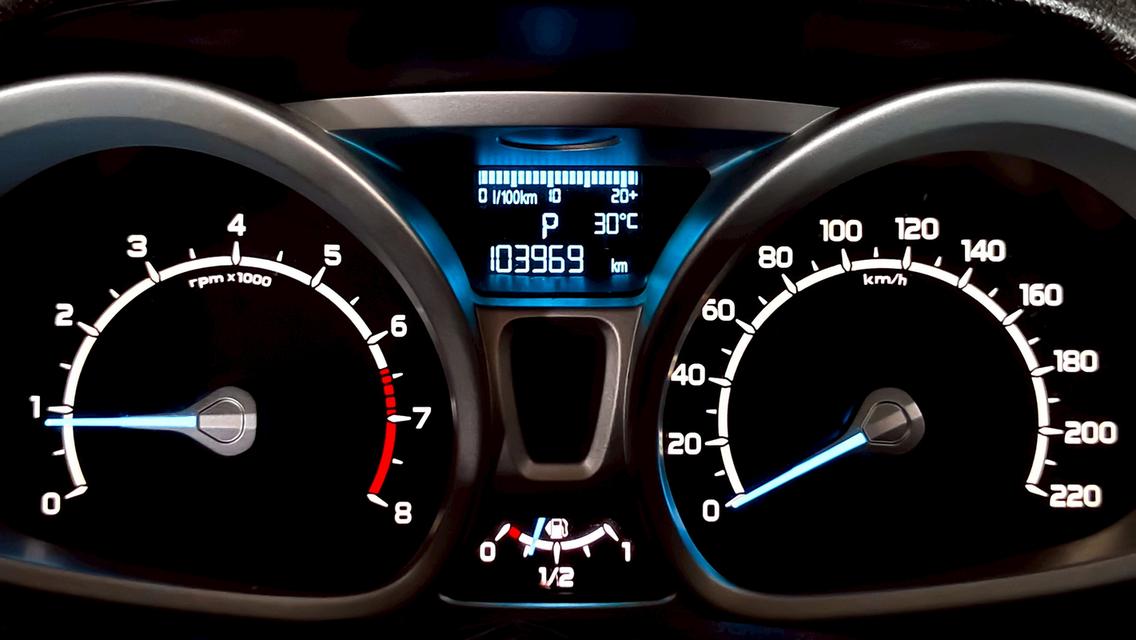 FORD EcoSPORT 1.5 Titanium TOP Sunroof 6A/T ปี 2014 ไมล์ 103,000 กม. 7