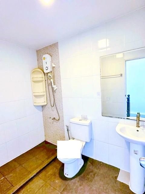 เสรีไทย 77-85 สวนสยาม100ม. MRT ราษฎร์พัฒนา ให้เช่าทาวน์โฮม 3 ชั้น 49 ตร.วา.200 ตร.ม. พร้อมเฟอร์ฯ 3 นอน 3 น้ำ หลังสุดท้าย 7