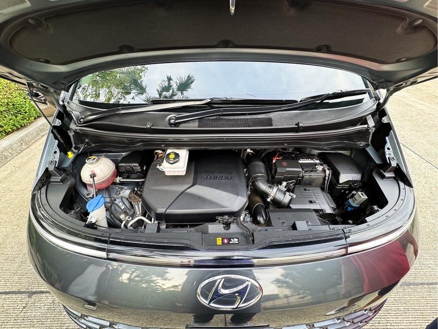 รหัสรถ AVA3888 ⭐️ Hyundai Staria 2.2 Diesel ปี 2022 เจ้าของเดียว 18