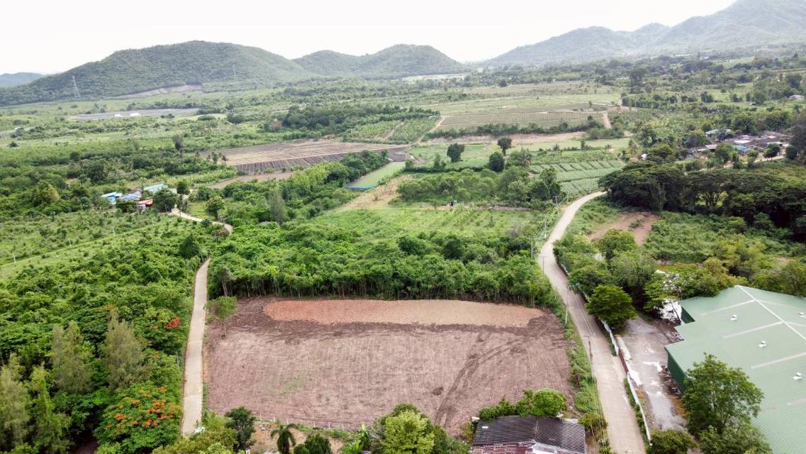 ที่ดินเพชรบุรี วิวภูเขา 2