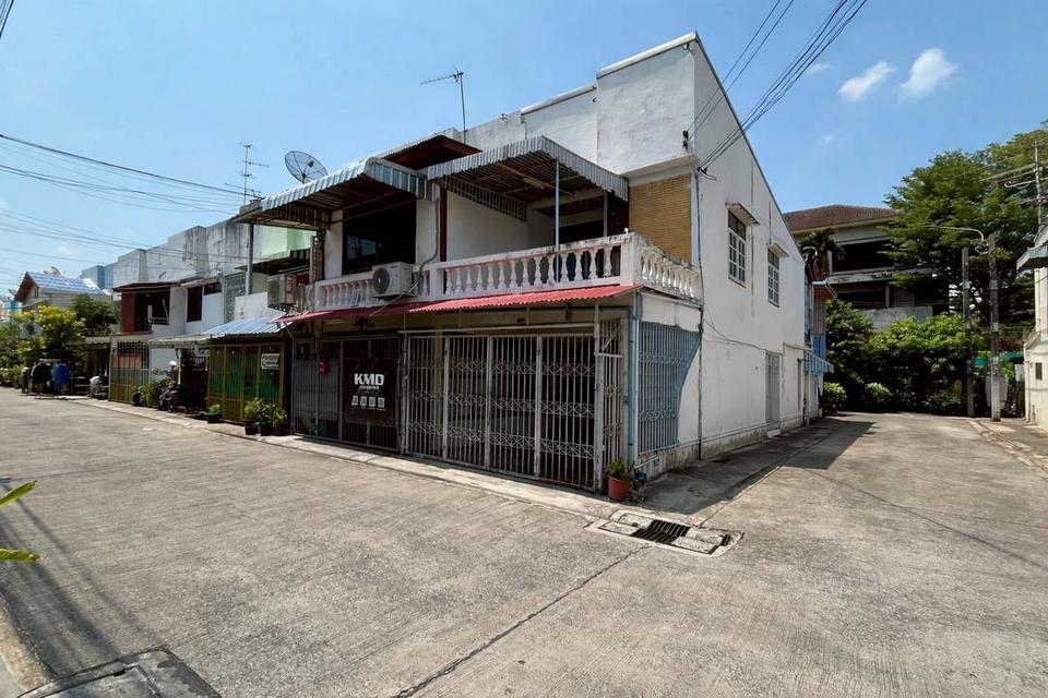 ให้เช่าทาวน์เฮ้าส์ 2 ชั้น หลังมุม ซอยอ่อนนุช 48 พร้อมอยู่ (N.2036) 1