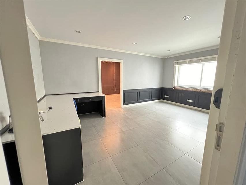 ทาวน์โฮม 3.5 ชั้น หมู่บ้านธารา ราชพฤกษ์-ปิ่นเกล้า 12