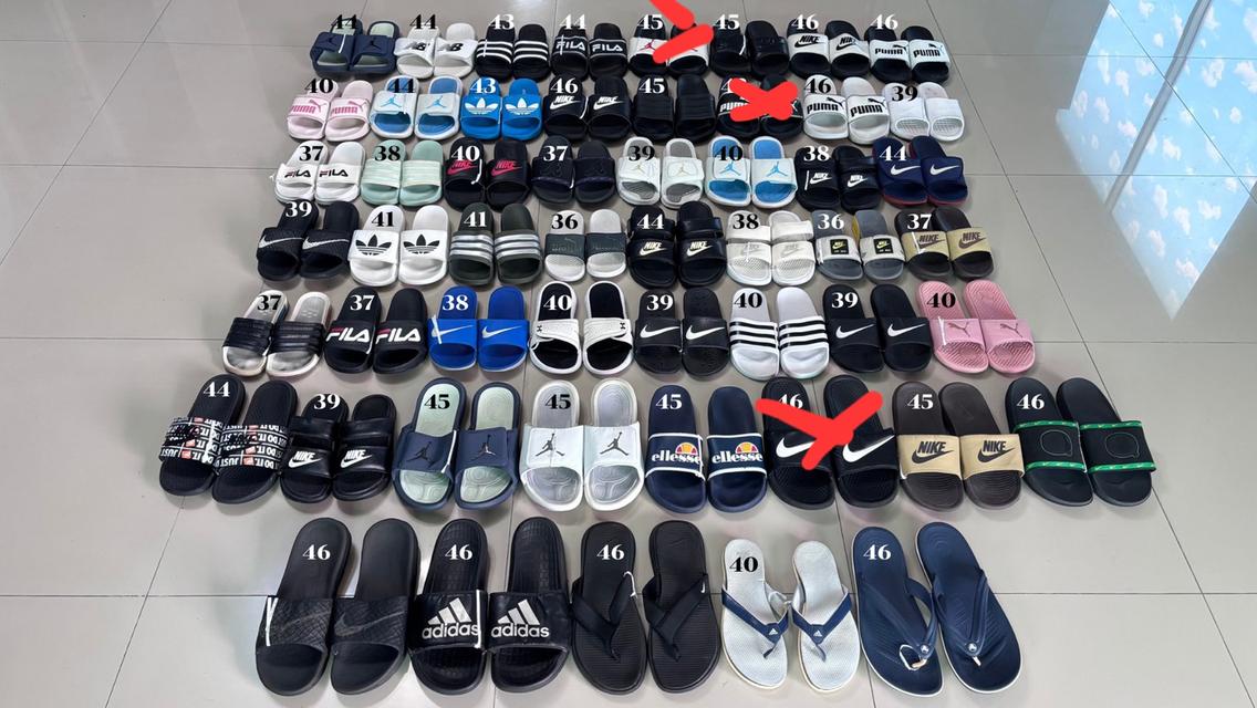 รองเท้ามือ2 ของแท้ คัดเกรดหัว สภาพสวย95% สนใจขอดูรูปเพิ่มเติมได้ค่ะ