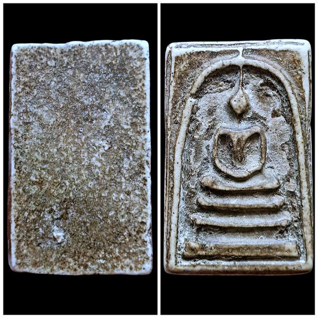 "สมเด็จวัดระฆัง พิมพ์ใหญ่อกร่องเกศทะลุซุ้ม (หรือเรียกว่าพิมพ์สุโขทัยกำแพงเพชร)"