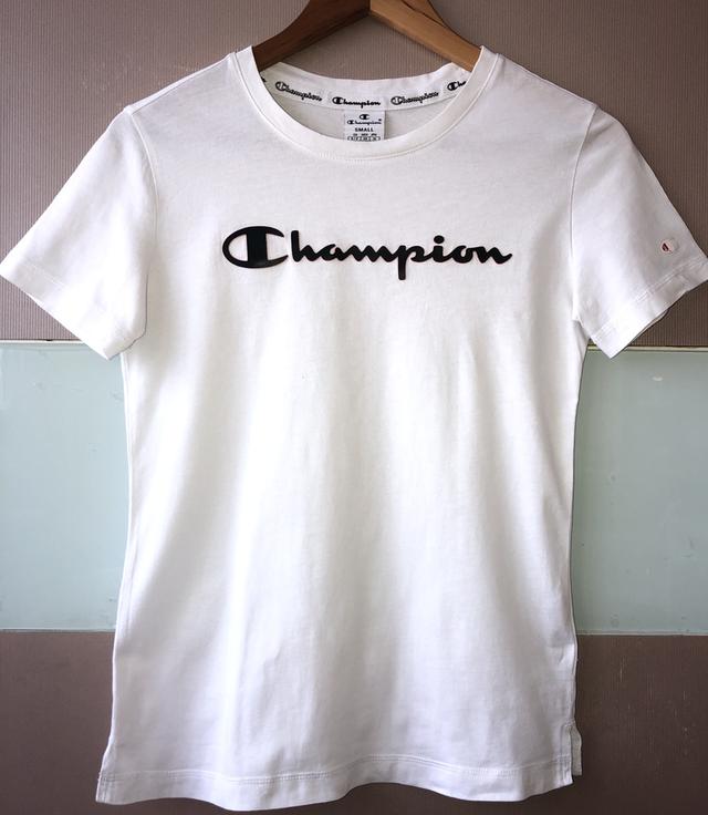 เสื้อแบรนด์ Champion แท้ 💯 size M