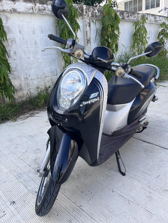 ขายด่วน !!!! Honda รุ่น scoopy i 110cc ปี 2010 หัวฉีด สตาร์ทมือ-เท้า ภาษีไม่ขาด ก.ย. 68 ✅เอกสารชุดโอนครบ