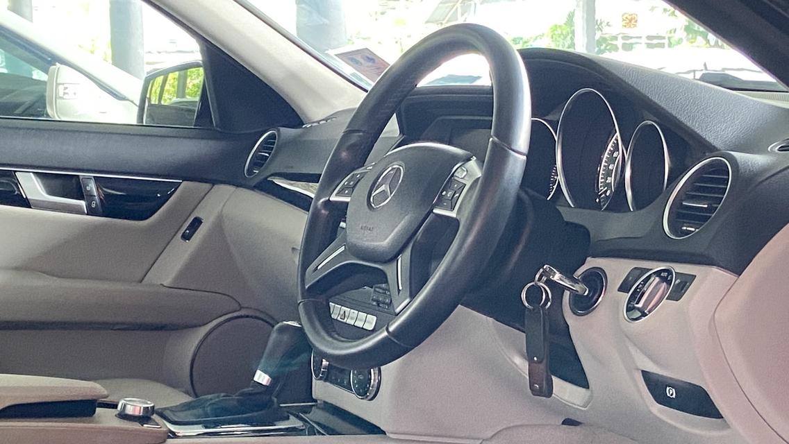 BENZ C200CGI BE 10